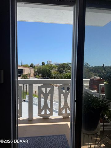 925 N Halifax Ave Apt 307, Daytona Beach, FL 32118