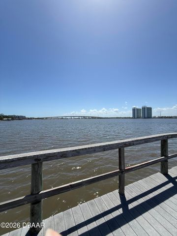 925 N Halifax Ave Apt 307, Daytona Beach, FL 32118