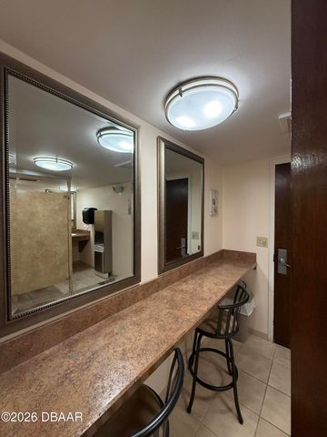 925 N Halifax Ave Apt 307, Daytona Beach, FL 32118