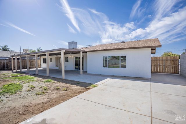 10800 Meacham Road, Bakersfield, CA 93312