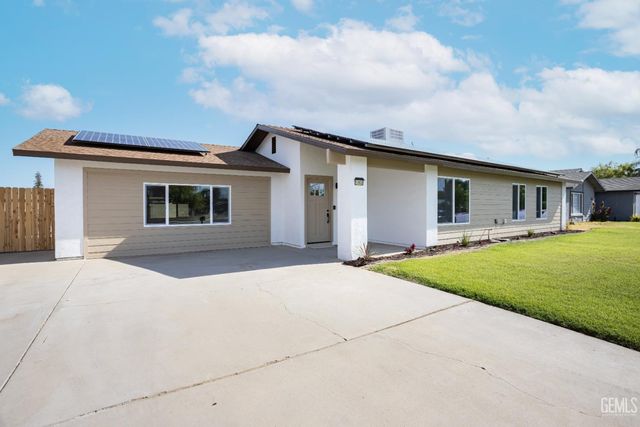 10800 Meacham Road, Bakersfield, CA 93312