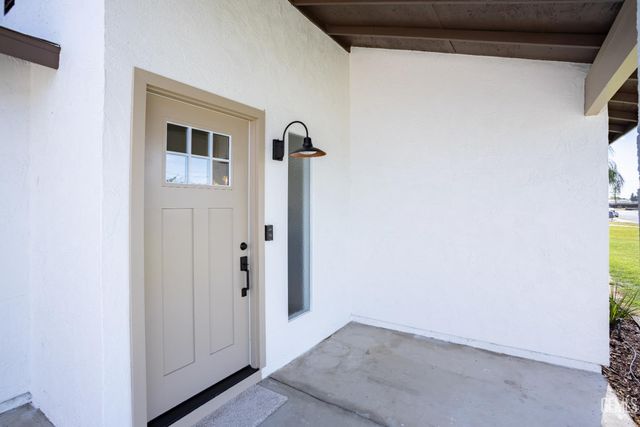 10800 Meacham Road, Bakersfield, CA 93312