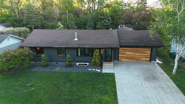 617 Mccallum Drive, New Brighton, MN 55112