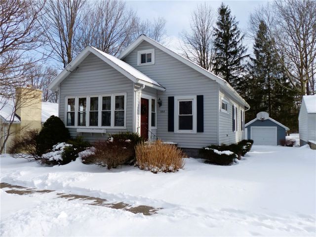233 West Gibson Street, Canandaigua City, NY 14424