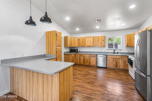 639 N 93RD Street, Mesa, AZ 85207