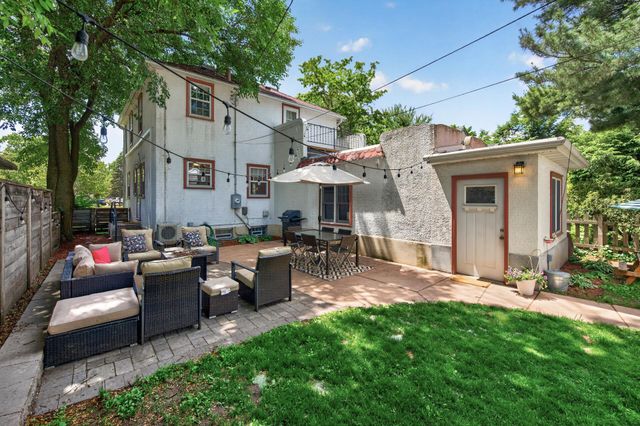 2716 E Minnehaha Parkway, Minneapolis, MN 55406
