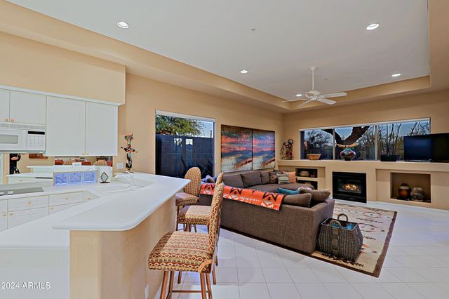 6135 E EVENING GLOW Drive, Scottsdale, AZ 85266