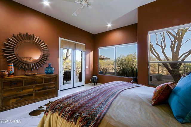 6135 E EVENING GLOW Drive, Scottsdale, AZ 85266