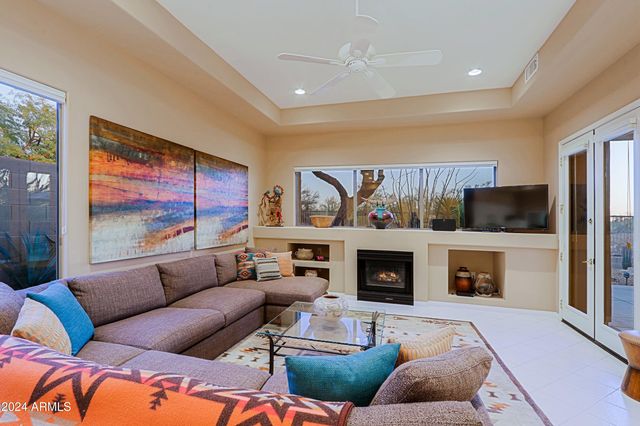 6135 E EVENING GLOW Drive, Scottsdale, AZ 85266