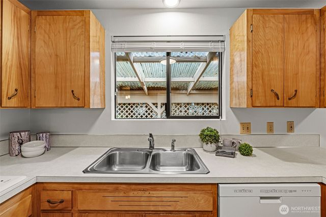 4604 229th Place SW, Mountlake Terrace, WA 98043