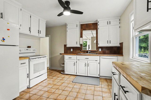 3304 Michael Avenue, Kalamazoo City, MI 49004