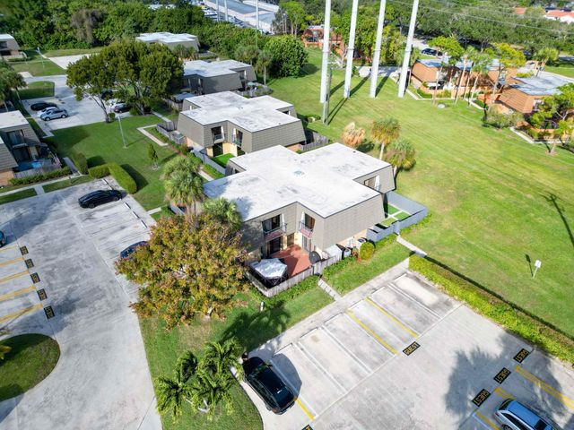 4112 41st Way, West Palm Beach, FL 33407