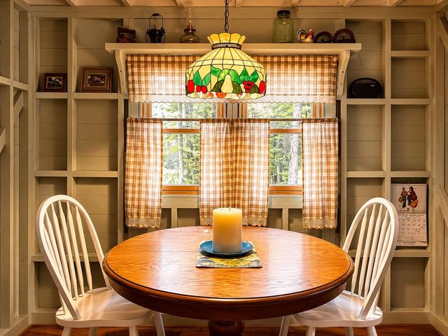 27 Birch Point S, Morgan, VT 05853