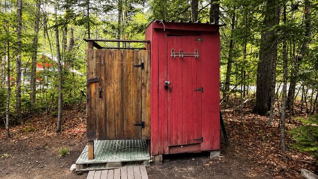 27 Birch Point S, Morgan, VT 05853