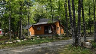 27 Birch Point S, Morgan, VT 05853