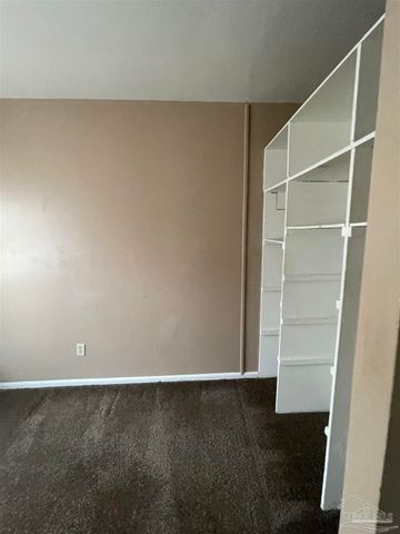 701 Montclair Rd, Pensacola, FL 32505