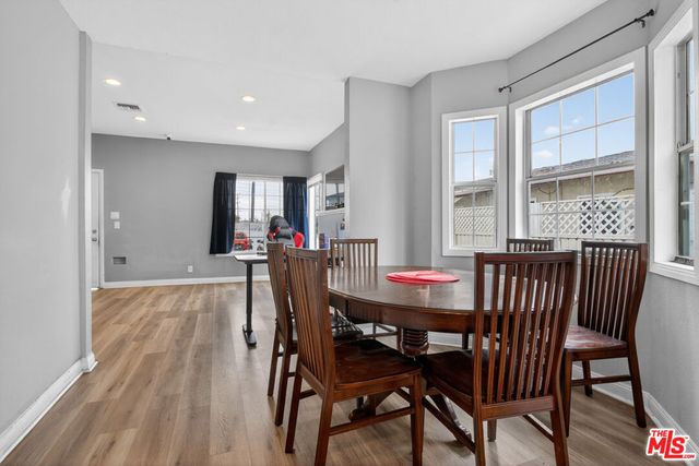 6427 Klump Avenue, North Hollywood, CA 91606