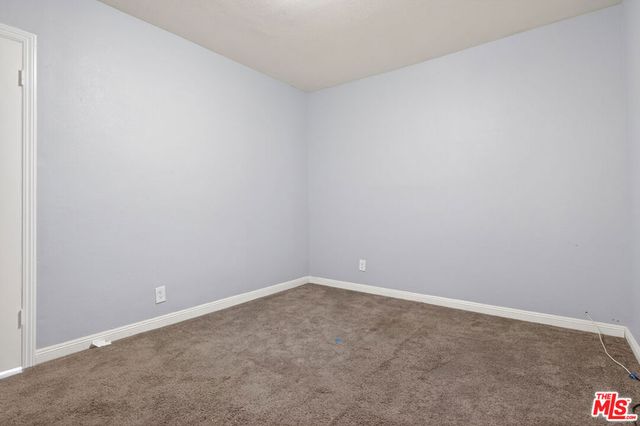 6427 Klump Avenue, North Hollywood, CA 91606