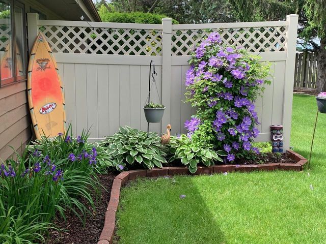 85 SPENCER VILLAGE COURT, Appleton, WI 54914