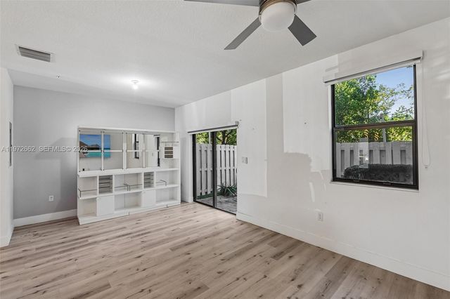 10455 NW 82nd Street 4, Doral, FL 33178