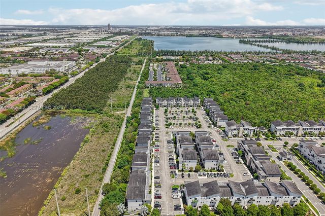 10455 NW 82nd Street 4, Doral, FL 33178