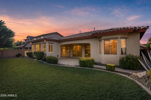 13388 W CHAPAROSA Way, Peoria, AZ 85383