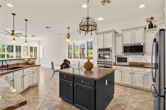 13388 W CHAPAROSA Way, Peoria, AZ 85383