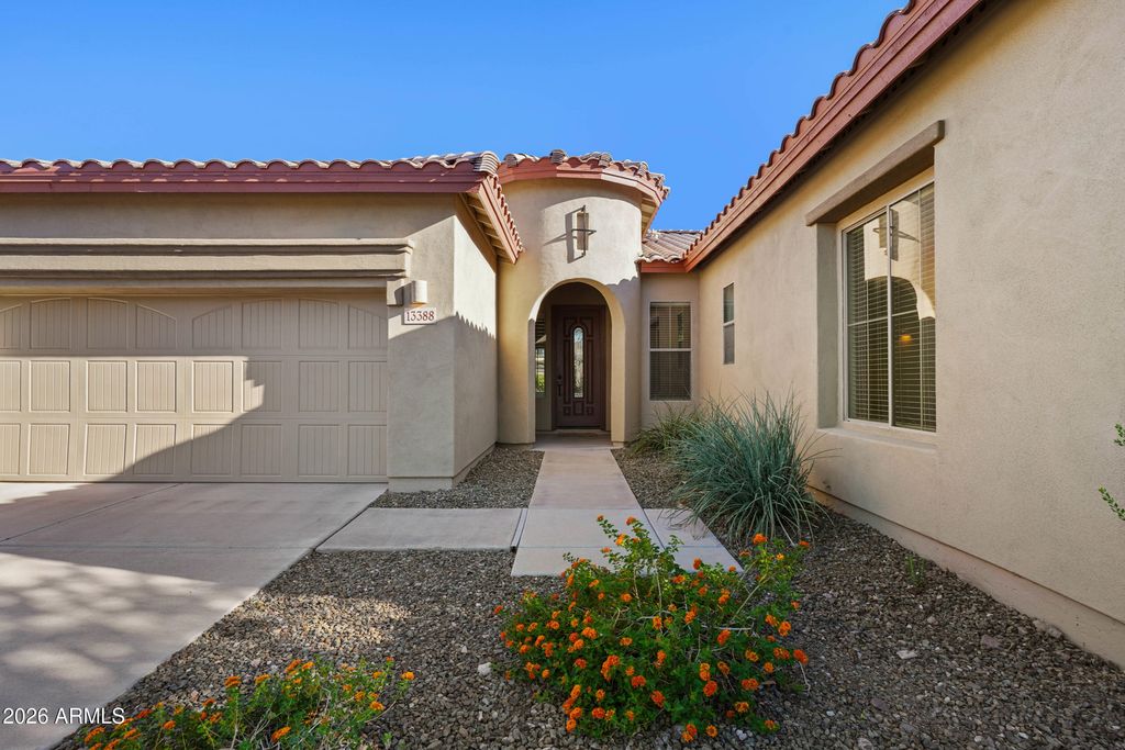 13388 W CHAPAROSA Way, Peoria, AZ 85383 — photo 3