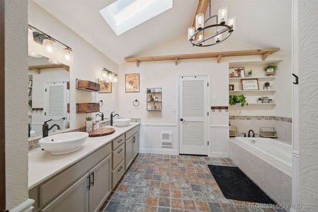 4665 W 103rd Street N, Sperry, OK 74073