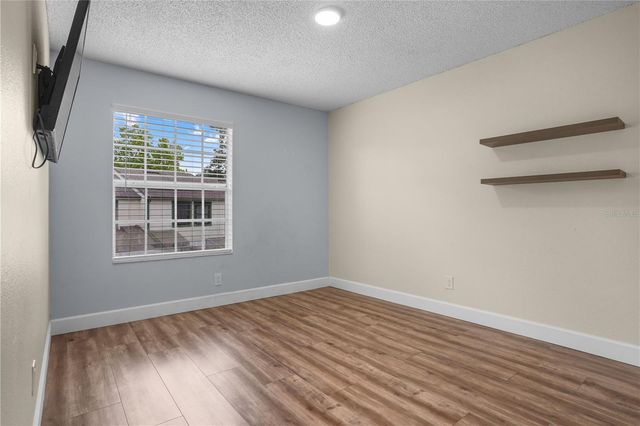2823 BOULDER FALLS COURT, Apopka, FL 32703