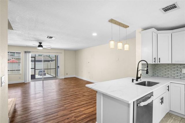 2823 BOULDER FALLS COURT, Apopka, FL 32703