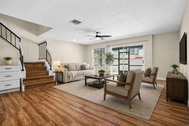 2823 BOULDER FALLS COURT, Apopka, FL 32703
