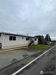 22007 29th Avenue S #12, Des Moines, WA 98198