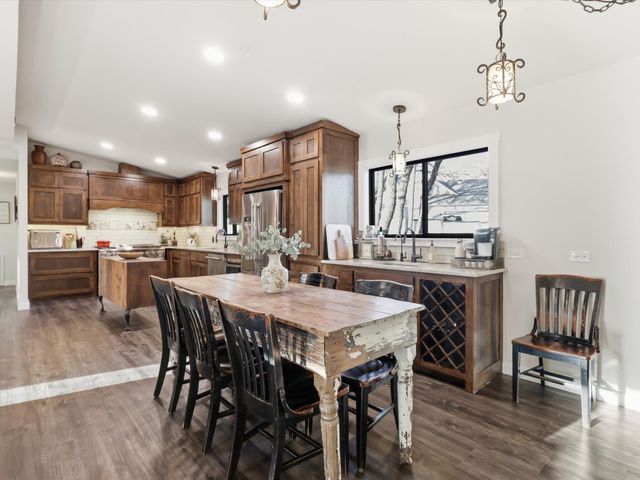 1006 NEWELL Drive, Hudson Oaks, TX 76087