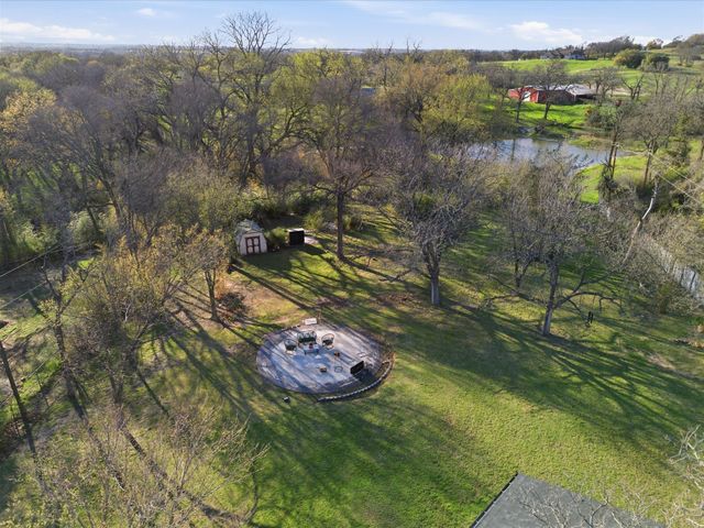 1006 NEWELL Drive, Hudson Oaks, TX 76087