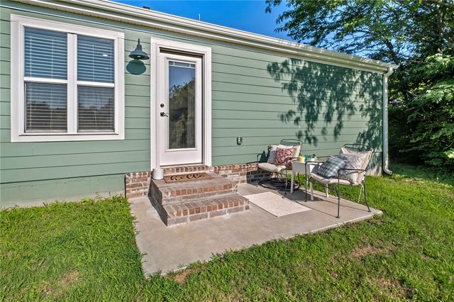 5788 W Greens Chapel Road, Fayetteville, AR 72704