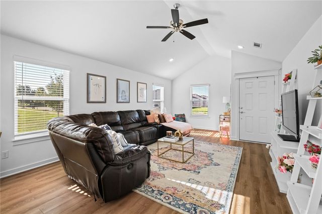 5788 W Greens Chapel Road, Fayetteville, AR 72704