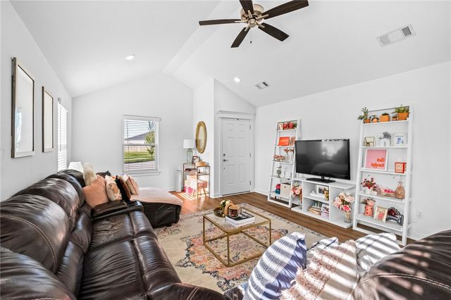 5788 W Greens Chapel Road, Fayetteville, AR 72704