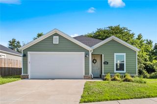 5788 W Greens Chapel Road, Fayetteville, AR 72704