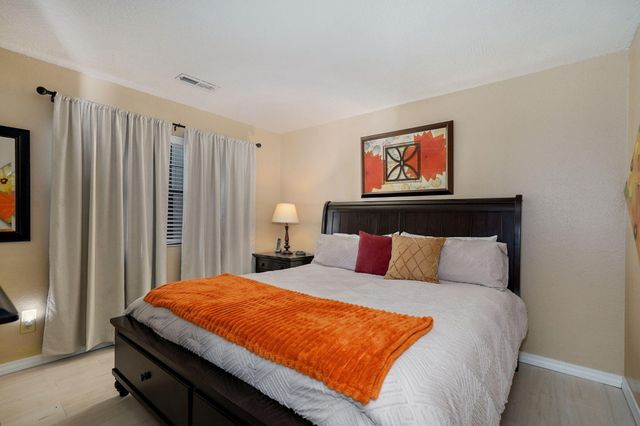 2700 Green Mountain Drive 2, Branson, MO 65616