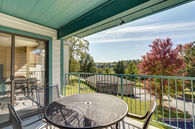 2700 Green Mountain Drive 2, Branson, MO 65616