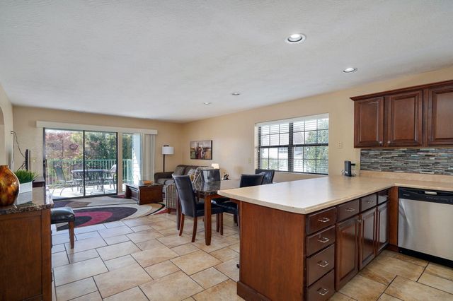 2700 Green Mountain Drive 2, Branson, MO 65616