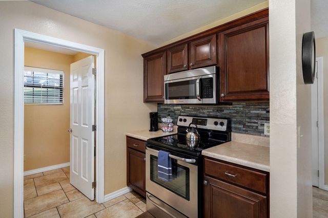 2700 Green Mountain Drive 2, Branson, MO 65616