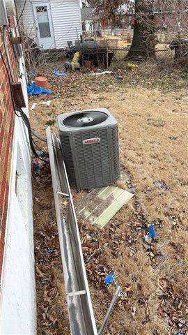 9426 Westchester Drive, St Louis, MO 63136