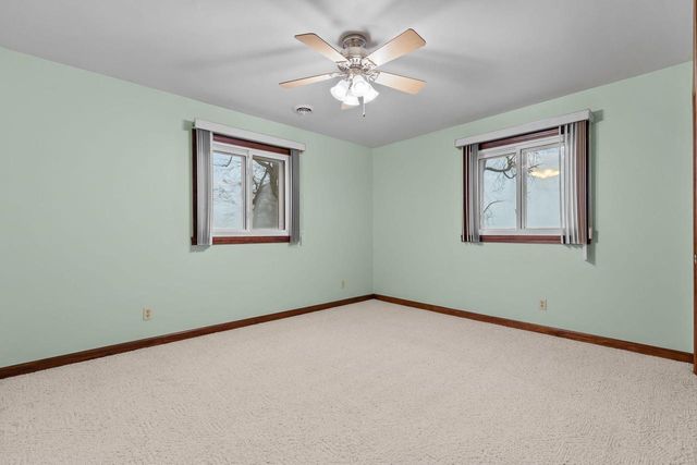 W7199 FIRELANE 2 LANE, Menasha, WI 54942