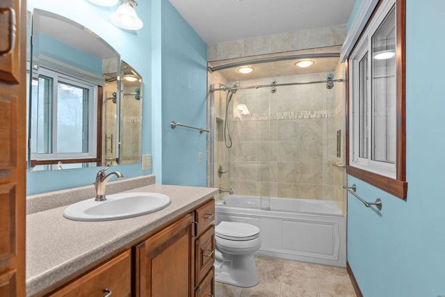 W7199 FIRELANE 2 LANE, Menasha, WI 54942