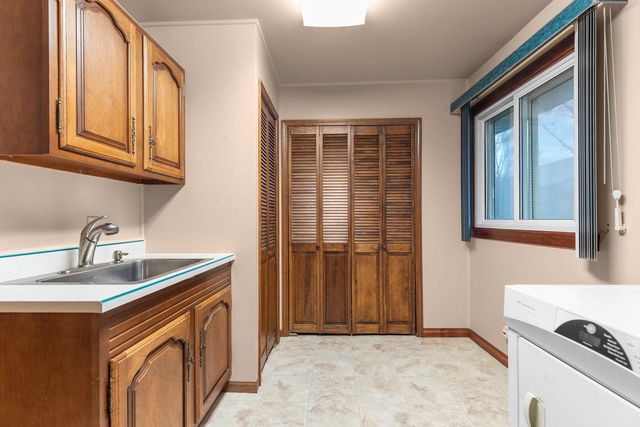 W7199 FIRELANE 2 LANE, Menasha, WI 54942