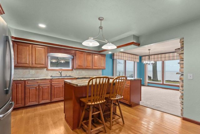 W7199 FIRELANE 2 LANE, Menasha, WI 54942