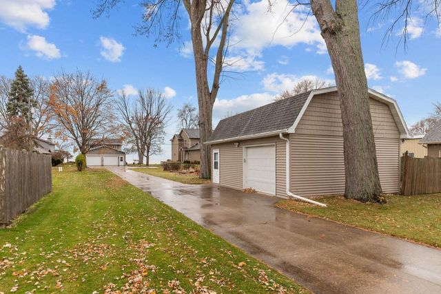 W7199 FIRELANE 2 LANE, Menasha, WI 54942