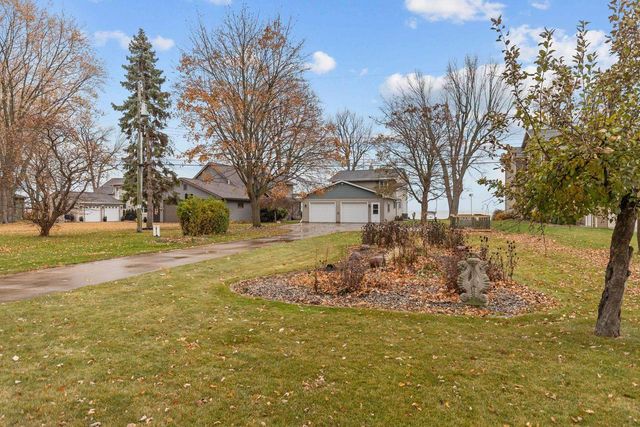 W7199 FIRELANE 2 LANE, Menasha, WI 54942